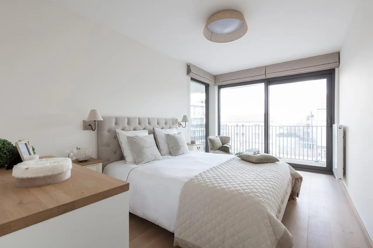 Strand Appartement Met Zwembad Ostend Belgium